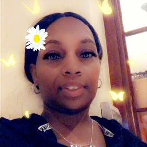 Meet your Posher, Davida